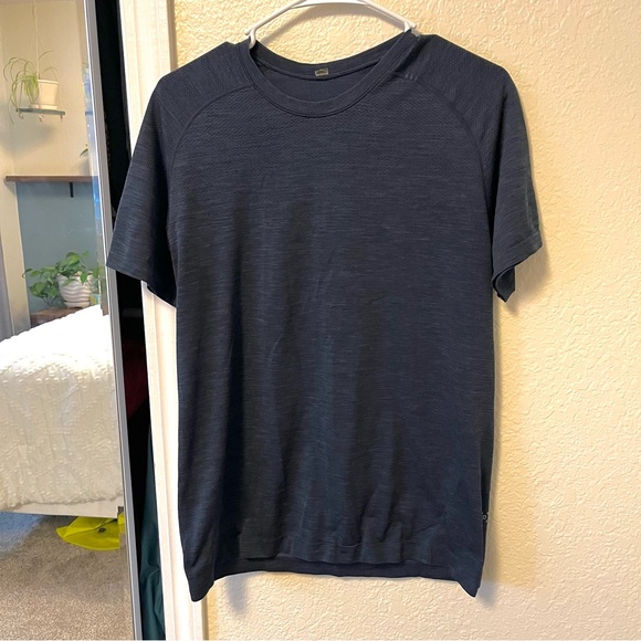 lululemon athletica Other - Men’s Lululemon Blue Short Sleeve Top - Time to Get Dirty Shirt - size M